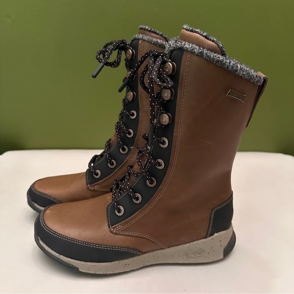 Chaco Women's Borealis Tall Waterproof Boot in Fossil NWOB Size 6 - Picture 3 of 7